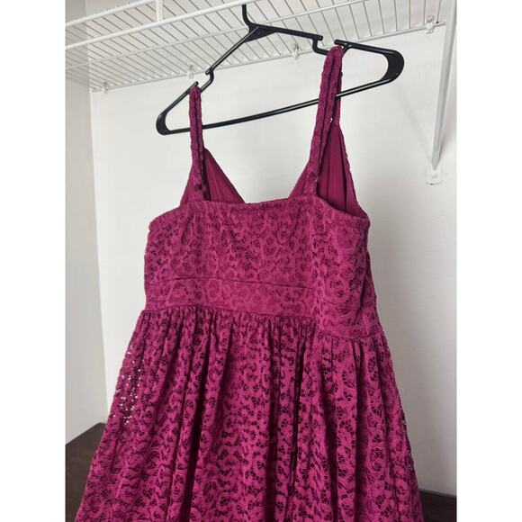 Torrid Midi Crochet Lace Sweetheart Dress Size 1 NWOT - Picture 5 of 9